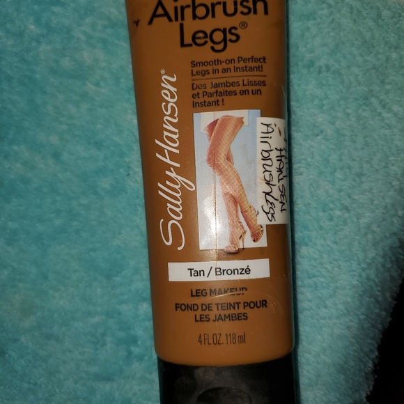 Sally Handson air brush Sold - Picture 2 of 6